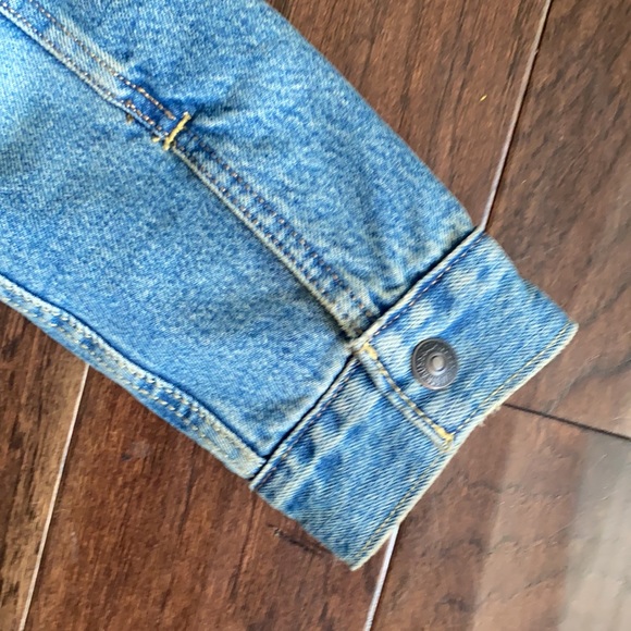 Levi’s men’s xs or women’s s sherpa lined trucker jacket - Picture 6 of 7